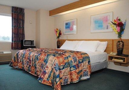 Rodeway Inn Willington North Quarto foto
